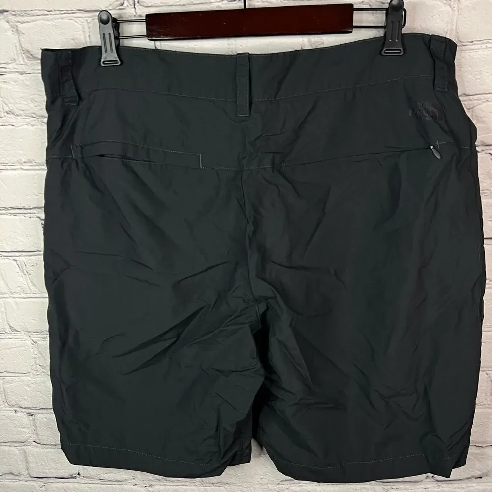 The North Face Shorts Mens 38 Black 100% Nylon Hiking Outdoor Travel‎ Flat Front